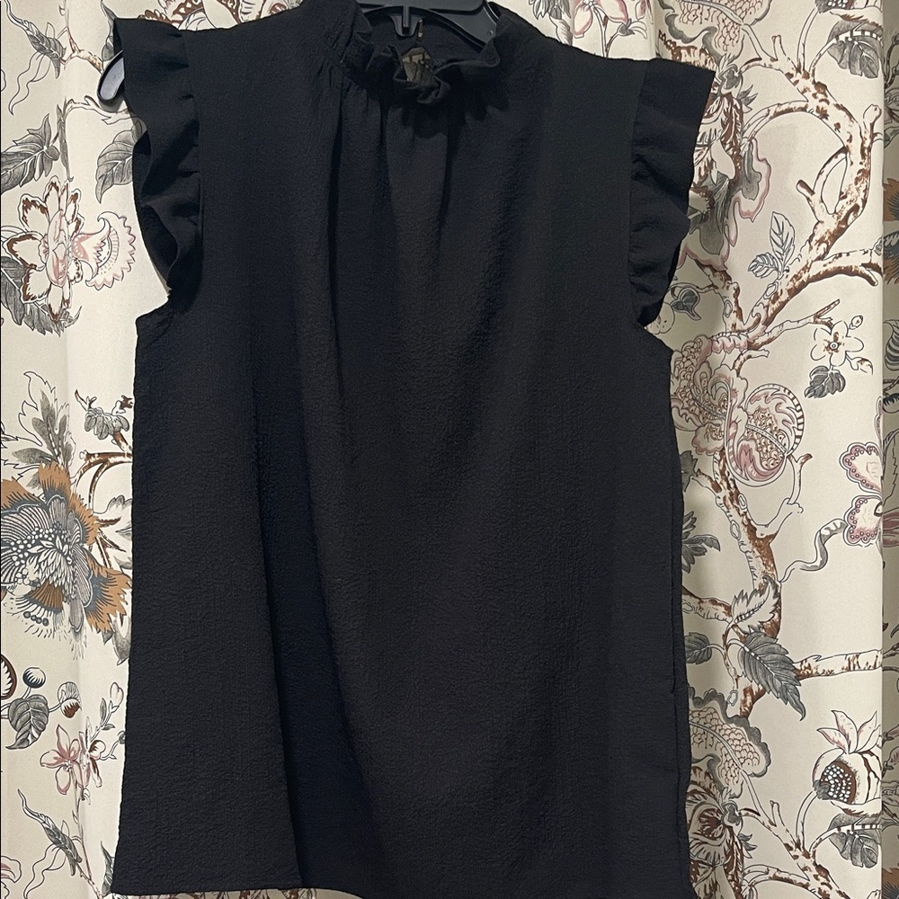 Chic Black Ruffle Sleeve Blouse